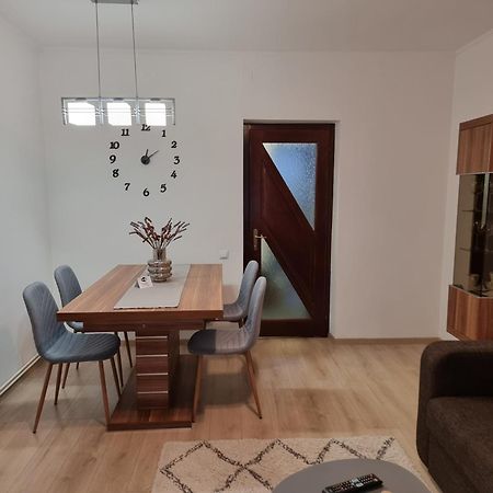 Apartamento Joy Apartman Sovata Exterior foto